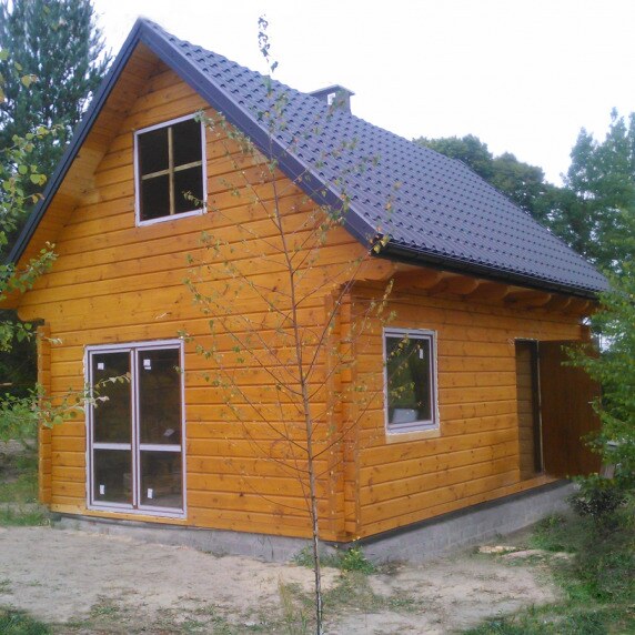 dom z drewna
